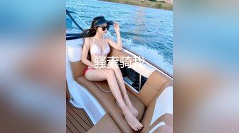 眼镜大奶美眉吃鸡啪啪 眼镜夹鼻尖很是可爱 被男友无套猛怼 内射一粉穴2