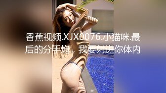 小宝寻花约了个短发黑衣大奶妹子酒店啪啪，摸逼上位骑坐抬腿侧入大力猛操