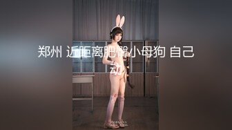 -有点肉肉妹子爱玩3P 在沙滩边被俩猛男前后都插淫叫不止