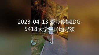 《最新流出✿反差嫩妹》露脸才是王道！人不可貌相清纯白皙无毛美鲍爱露出少女【伊理文】，大街超市商场景区各种人前露出