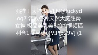 乖女儿又来跟妈妈一起直播大秀赚钱，想破处妈妈不让全城露脸淫语互动狼友，看妈妈插逼浪叫，吃奶舔逼好刺激