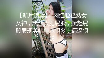 ☝欧洲海滩简易更衣室安防双面镜，偷看来更衣的女性们☝