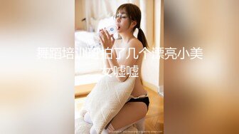 “插爆我的烧逼好吗”粗口淫语挑逗，声音甜美00年顶级反差御姐【安娜】拜金婊高价露脸定制，自调自黑丑态变母狗求肏真是拼了 (1)