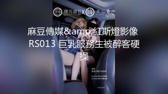   约大学生妹子  短裙清纯美乳嫩妹  掏出奶子揉捏很柔软 超近视角拍摄 ，跪地插嘴坐上来插入 ，骑乘扭动小腰