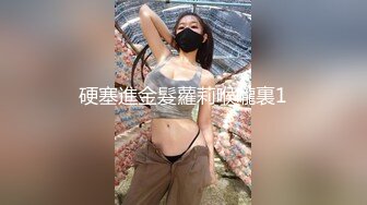 【2_2】肌肉大叔勾引小区保安上门操逼,壮实的身材被大屌操到发红发涨,看样子是被操爽了,最后还把精液吞了下去