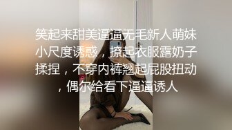 国内某景区女厕偷拍漂亮妹子尿尿❤️还去找妹子聊天,互留脸书看妹子生活照 (3)